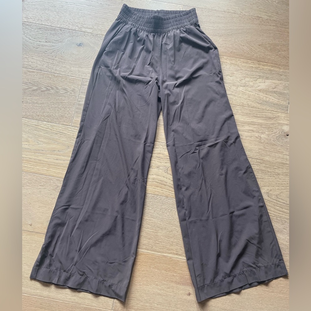 Vuori Espresso Relaxed Pants